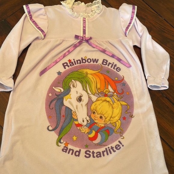 Vintage Other - Vintage 1983 🌈 Rainbow Brite nightgown size 4